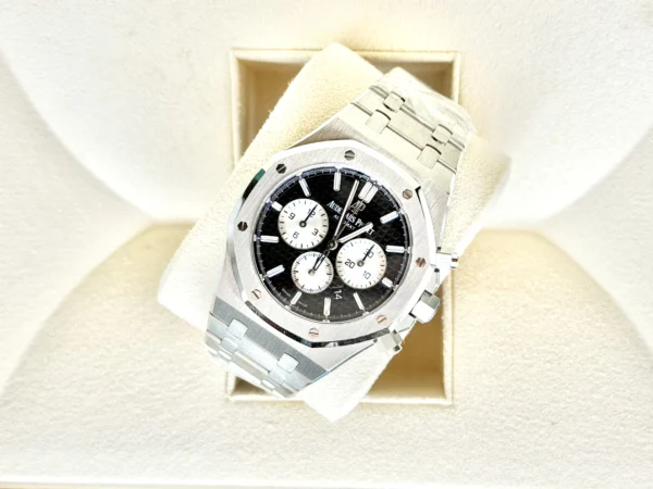 Audemars Piguet Royal Oak Chrono (Reverse Panda) Ref. 26331ST