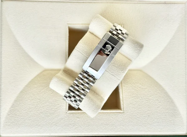 Rolex GMT-Master II (Pepsi) — Ref. 126710BLRO