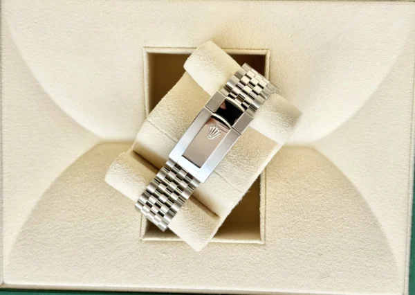 Rolex Datejust 41 — Ref. 126300