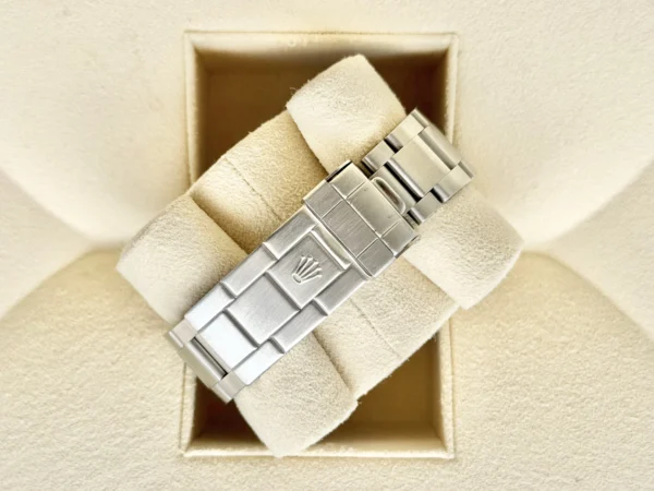 Rolex Submariner “Kermit” — Reference 16610LV