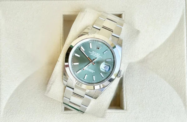 Rolex Date-Just Oyster Mint Green Ref. 126300